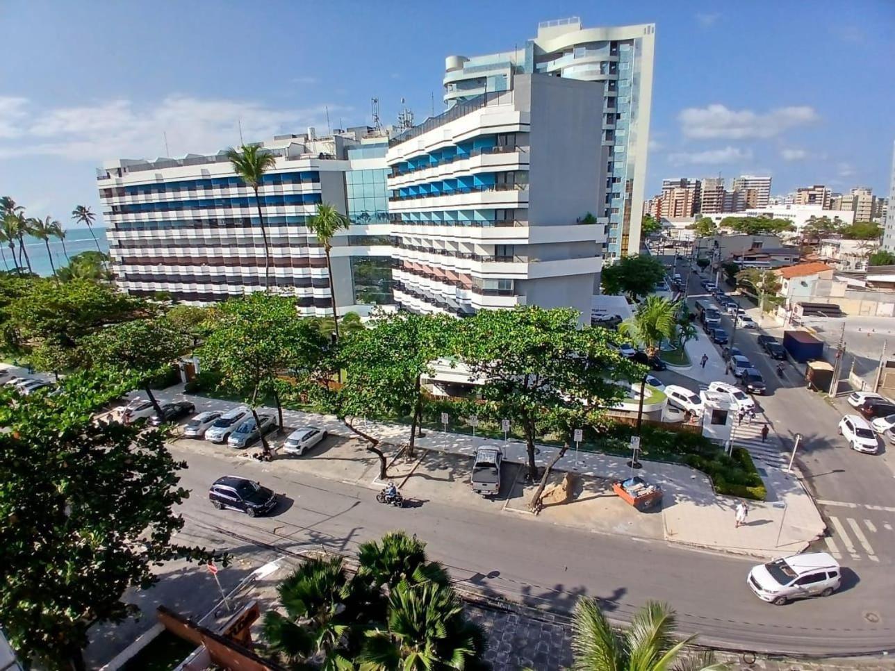 Apartamento Vista Incrivel Com Restaurante, Academia, Garagem, Wi-fi Maceió